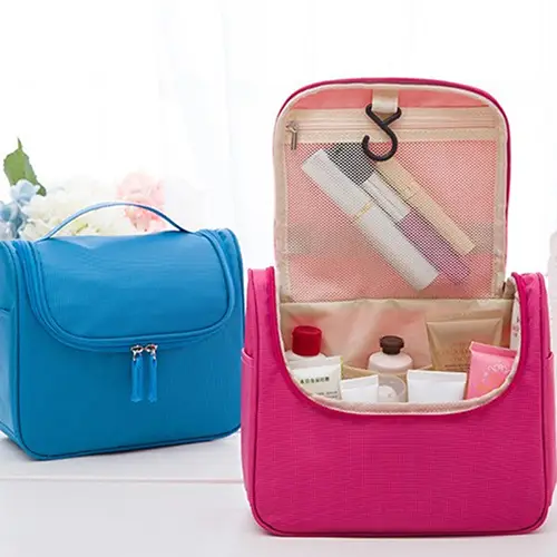 professional-navy-blue-cosmetic-case-with-mesh-pocket