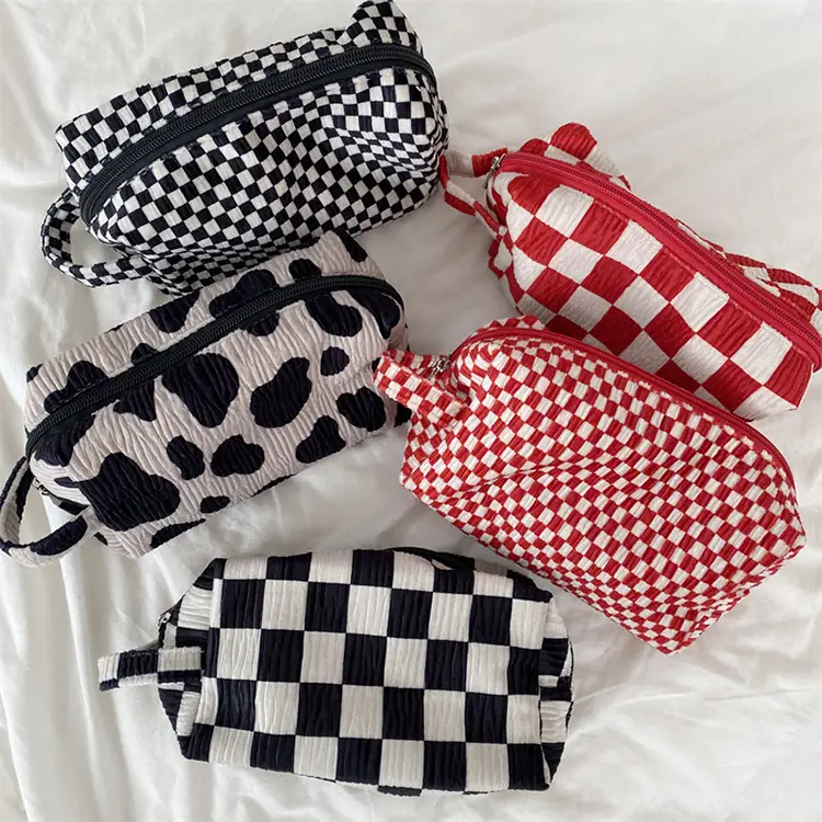 oem-odm-customization-options-for-checkered-woven-cosmetic-pouches