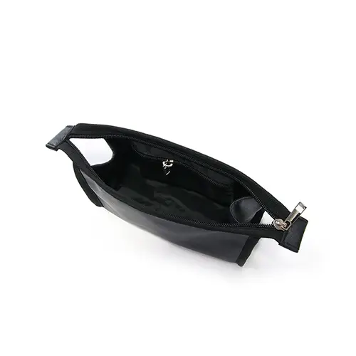 zinc-alloy-zipper-detail-black-vegan-leather-pouch