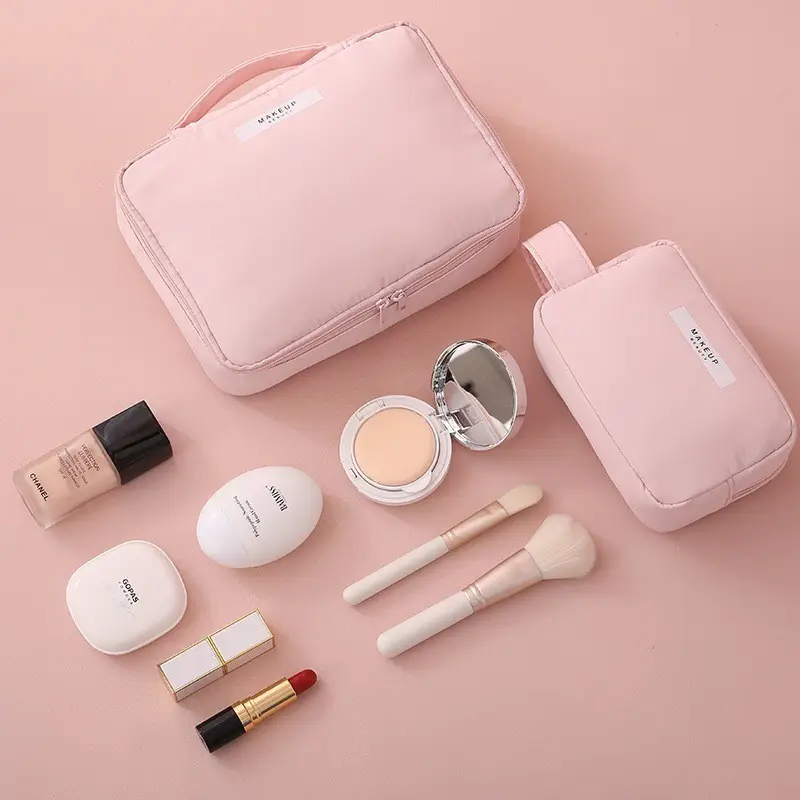 beauty-packaging-cosmetic-pouch-applications beauty-packaging-cosmetic-pouch-applications