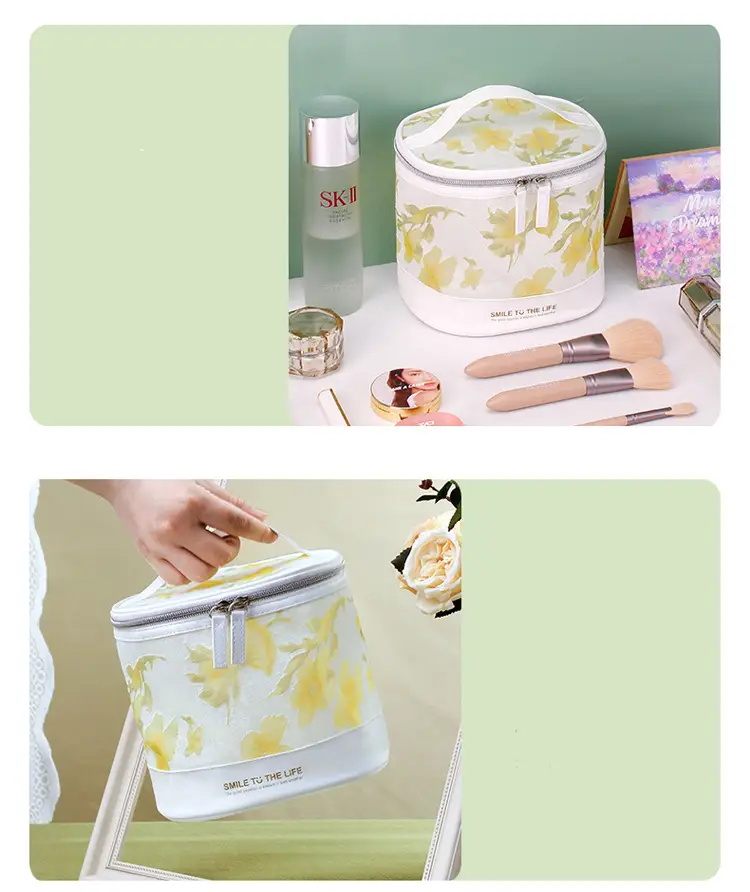 waterproof-lining-travel-toiletry-bag waterproof-lining-travel-toiletry-bag