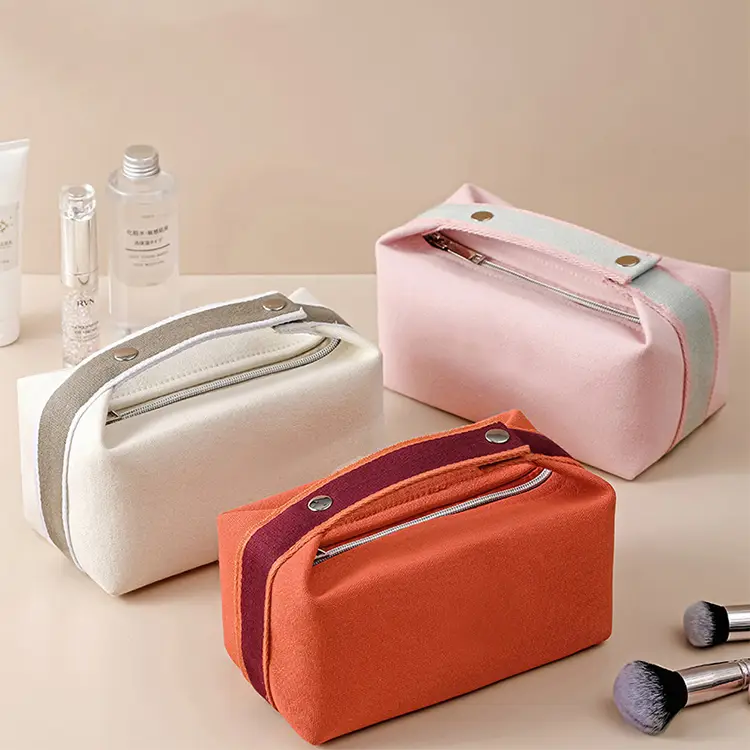 canvas-cosmetic-bag-manufacturing-factory
