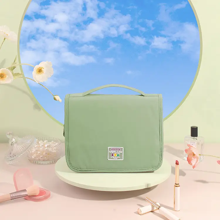 foldable-toiletry-bag-compartments-layout foldable-toiletry-bag-compartments-layout
