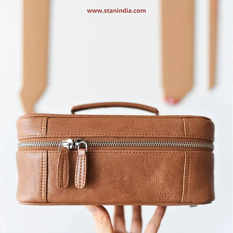 leather-cosmetic-case-material-detail leather-cosmetic-case-material-detail