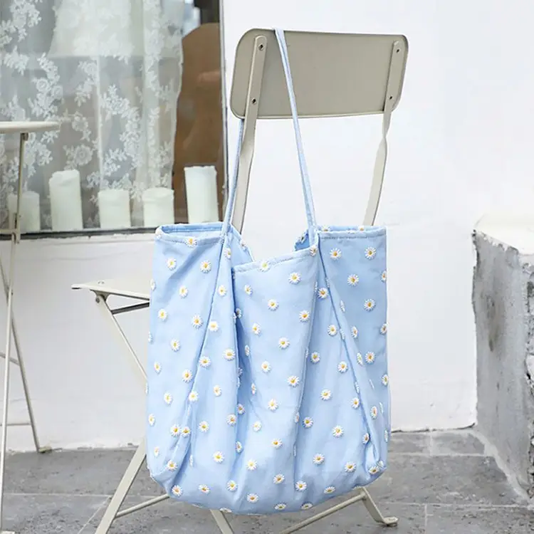 trendy-canvas-beach-bag-detail-04-oem-odm-customization trendy-canvas-beach-bag-detail-04-oem-odm-customization