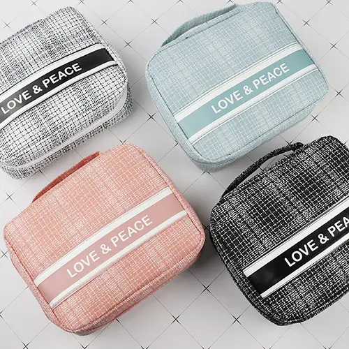 Custom Woven Cosmetic Bag Manufacturer for Beauty Brands & Retail Packaging