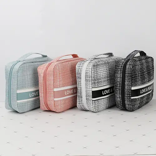 Custom Woven Cosmetic Bag Manufacturer for Beauty Brands & Retail Packaging