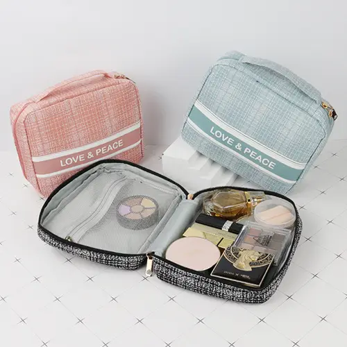 Custom Woven Cosmetic Bag Manufacturer for Beauty Brands & Retail Packaging