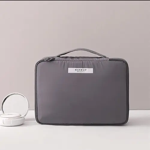 Custom Cosmetic Bags for Beauty Brands, Travel Kits & Retail Packaging
